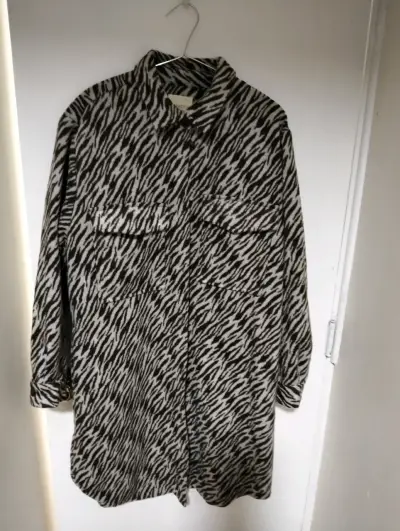 Chaqueta de lana con estampado animal print - miniatura 1