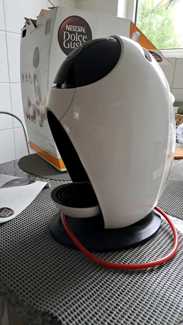 Cafetera Dolce Gusto de Nescafe. Como nueva. - 3