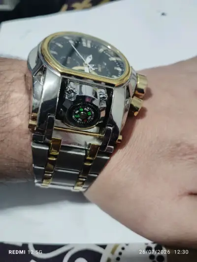 Reloj Invicta Reserve Cronógrafo Bicolor - miniatura 4