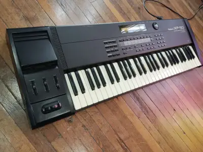 Sintetizador Roland XP-50, con detalles, $280.000 - miniatura 2
