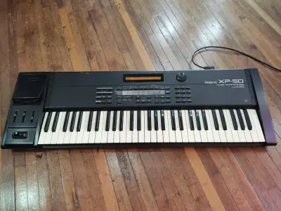 Sintetizador Roland XP-50, con detalles, $280.000 - miniatura 5