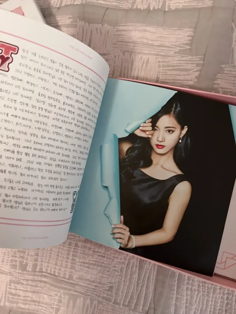 Álbum Twice Page Two con Photocards - 4
