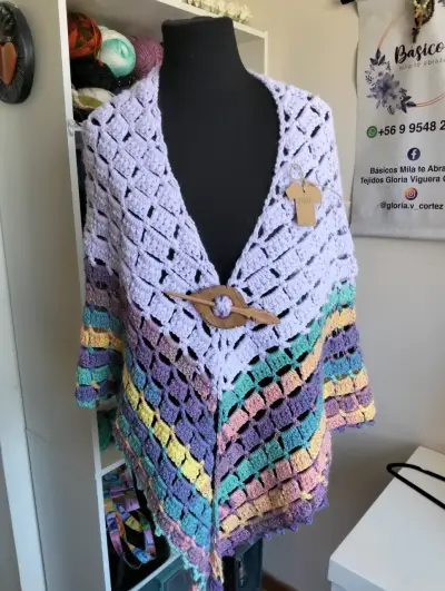 Chal tejido a crochet multicolor hecho a mano - miniatura 1