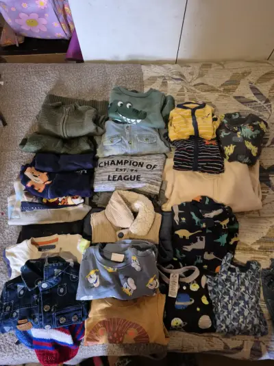 Lote de disfraces y ropa infantil variada - miniatura 6