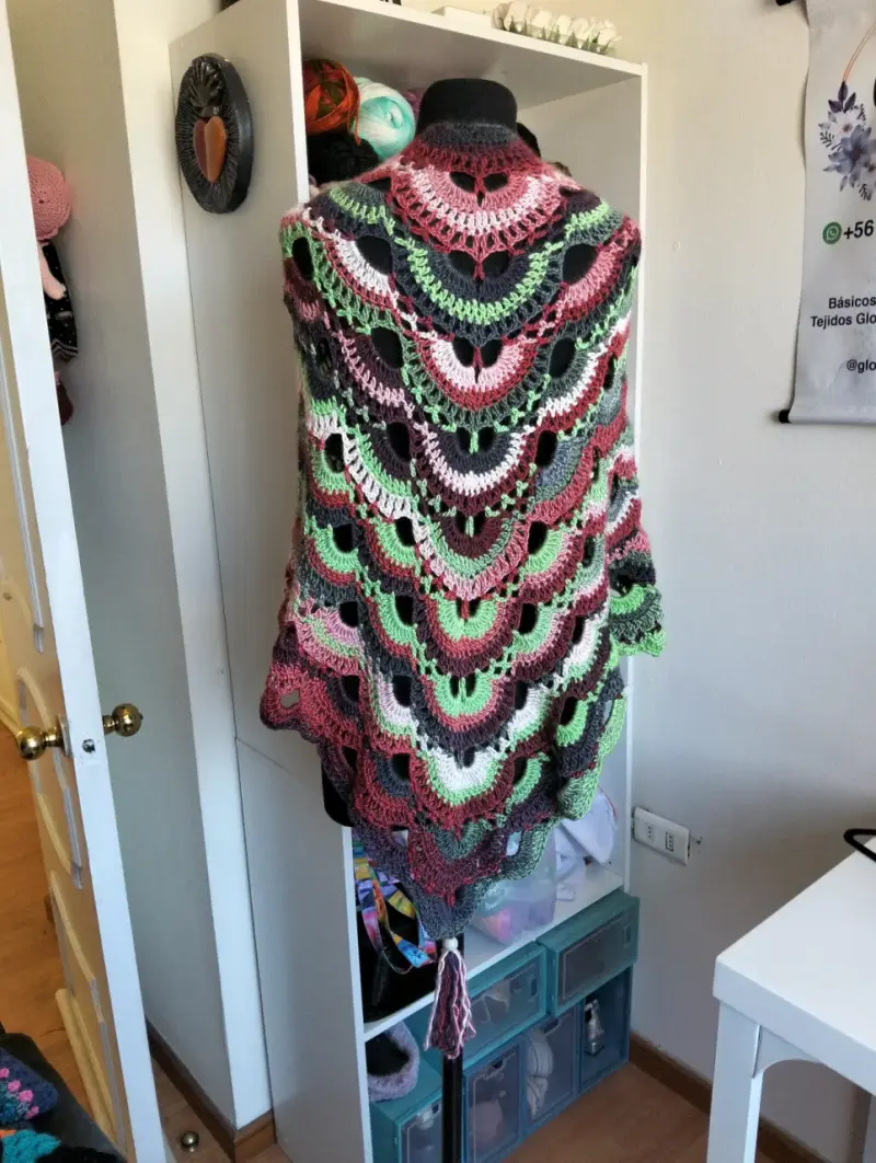 Chal tejido a crochet multicolor hecho a mano - 2