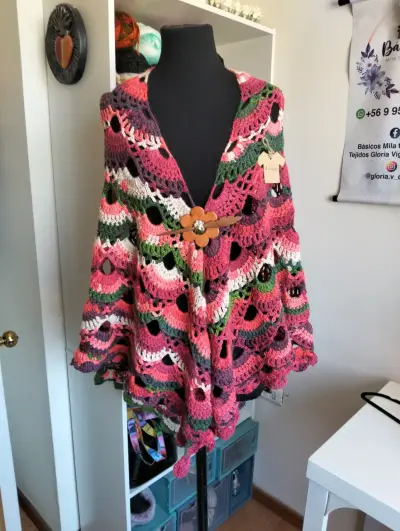 Chal tejido a crochet multicolor hecho a mano - miniatura 3