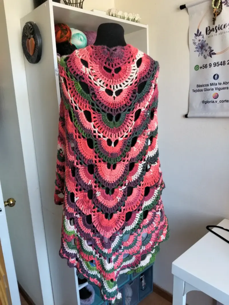 Chal tejido a crochet multicolor hecho a mano - 4