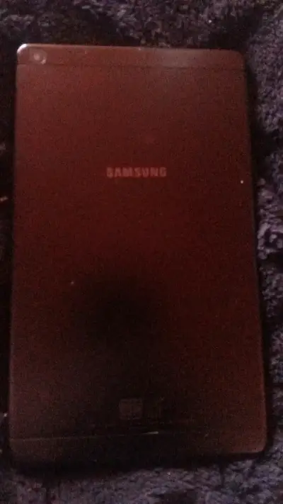 Tablet Samsung Galaxy Tab A en buen estado - miniatura 2