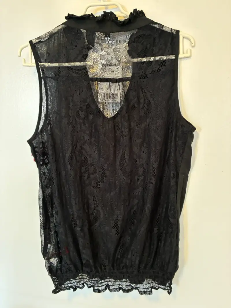 Blusa Desigual negra con bordados M-L - 3