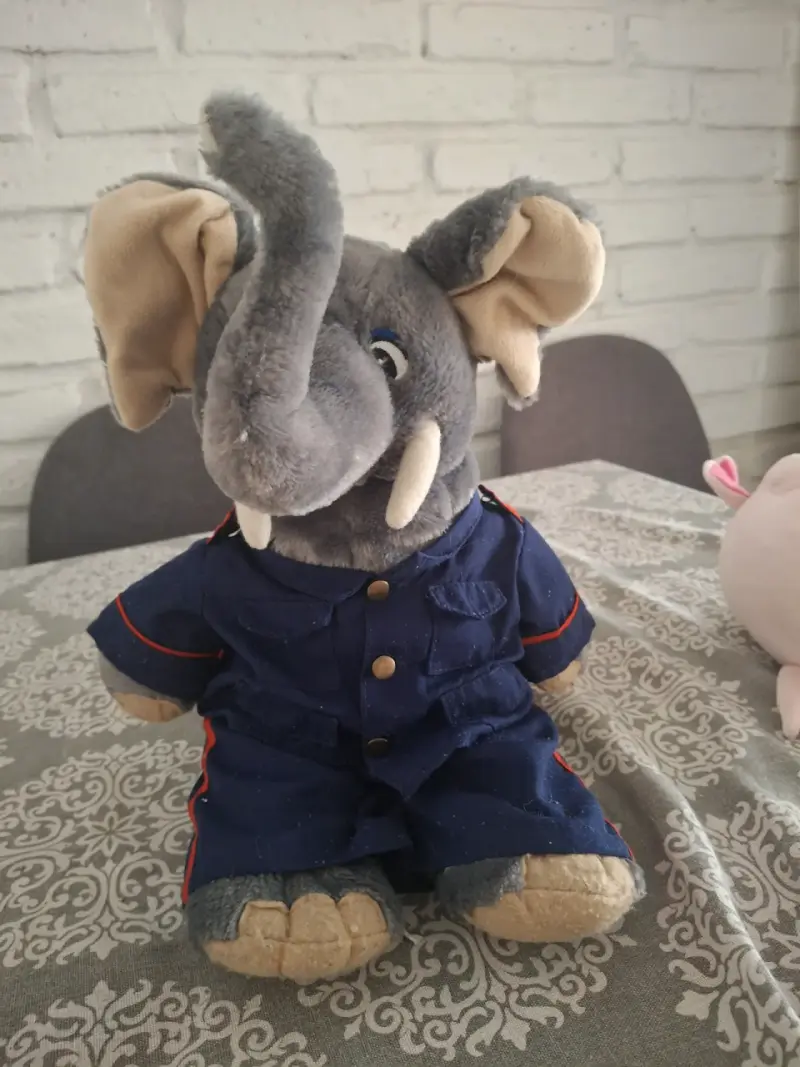 Peluche de elefante con traje azul - 5