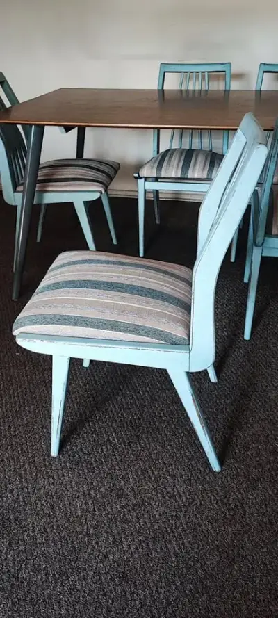 Juego de comedor con mesa y 6 sillas azul claro - miniatura 3