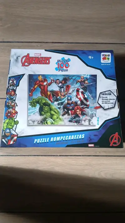 Puzzle de 100 piezas Avengers Marvel - miniatura 1