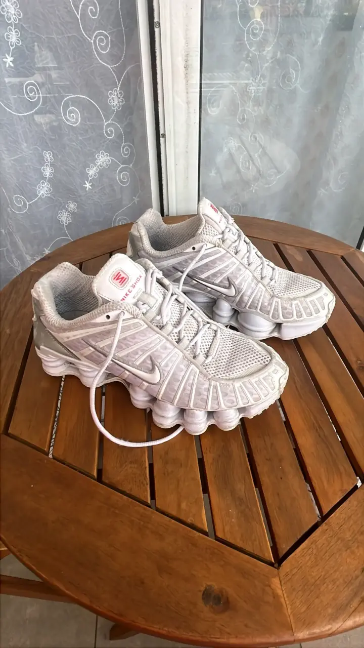 Zapatillas Nike Shox blancas Originales - 1