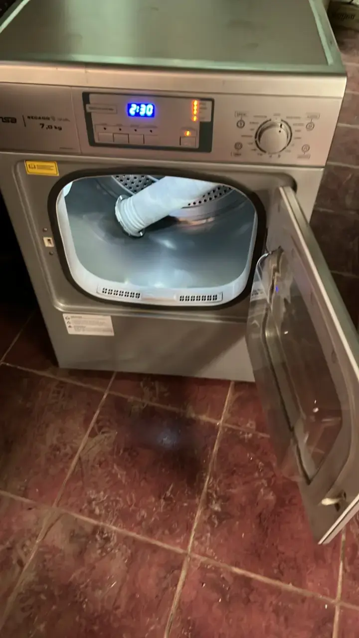 Secadora de Ropa Fensa 7 kg en Buen Estado - 2