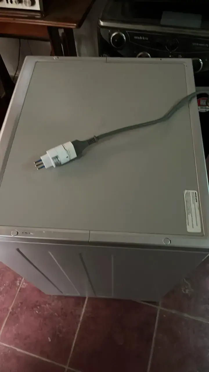 Secadora de Ropa Fensa 7 kg en Buen Estado - 3