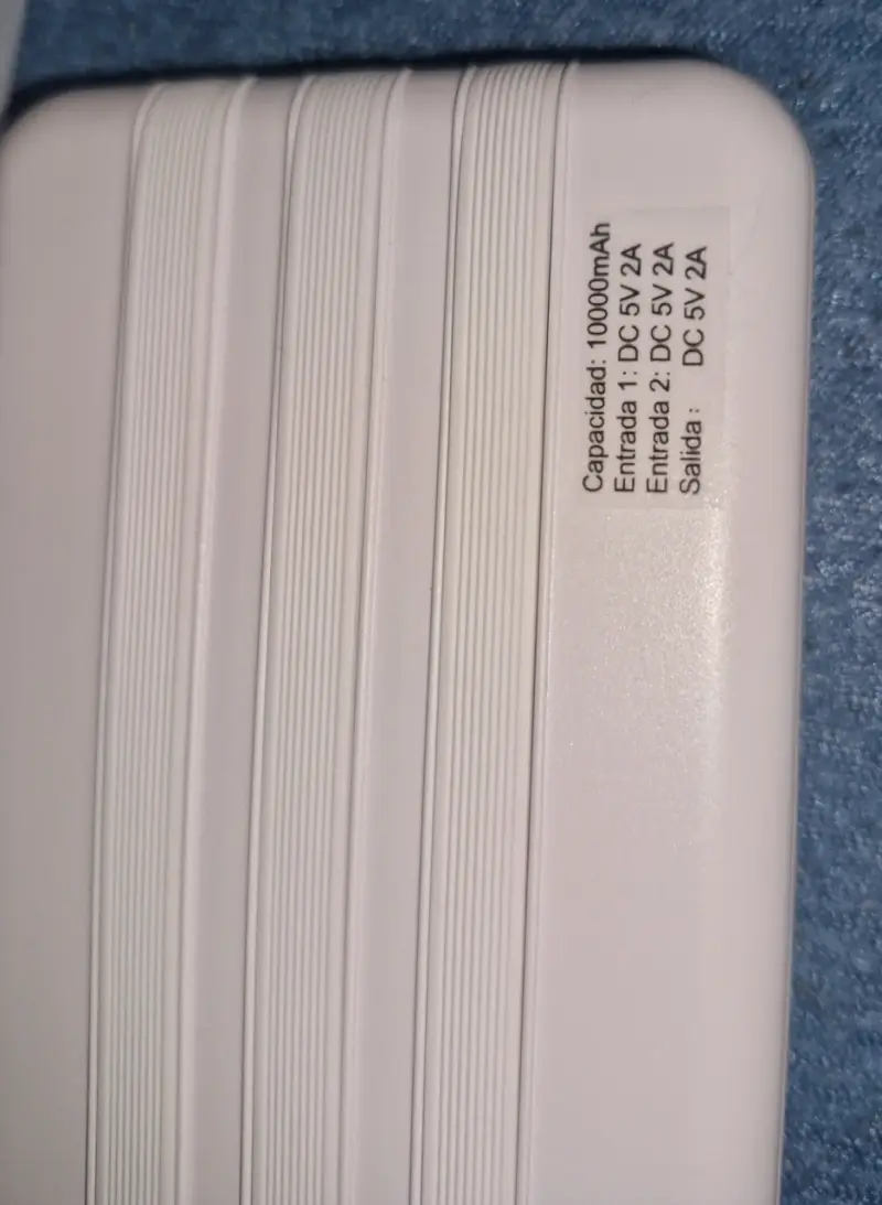 Power bank 10000mAh con pantalla LED - 3