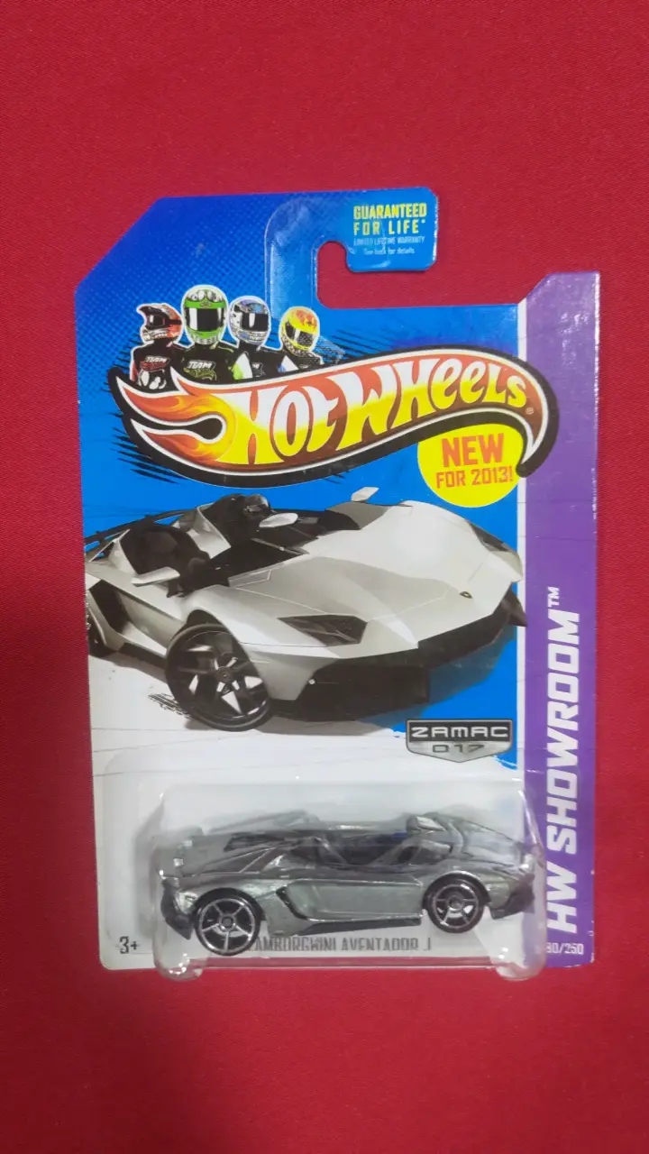 Hot Wheels Lamborghini Aventador J edición 2013 - 1