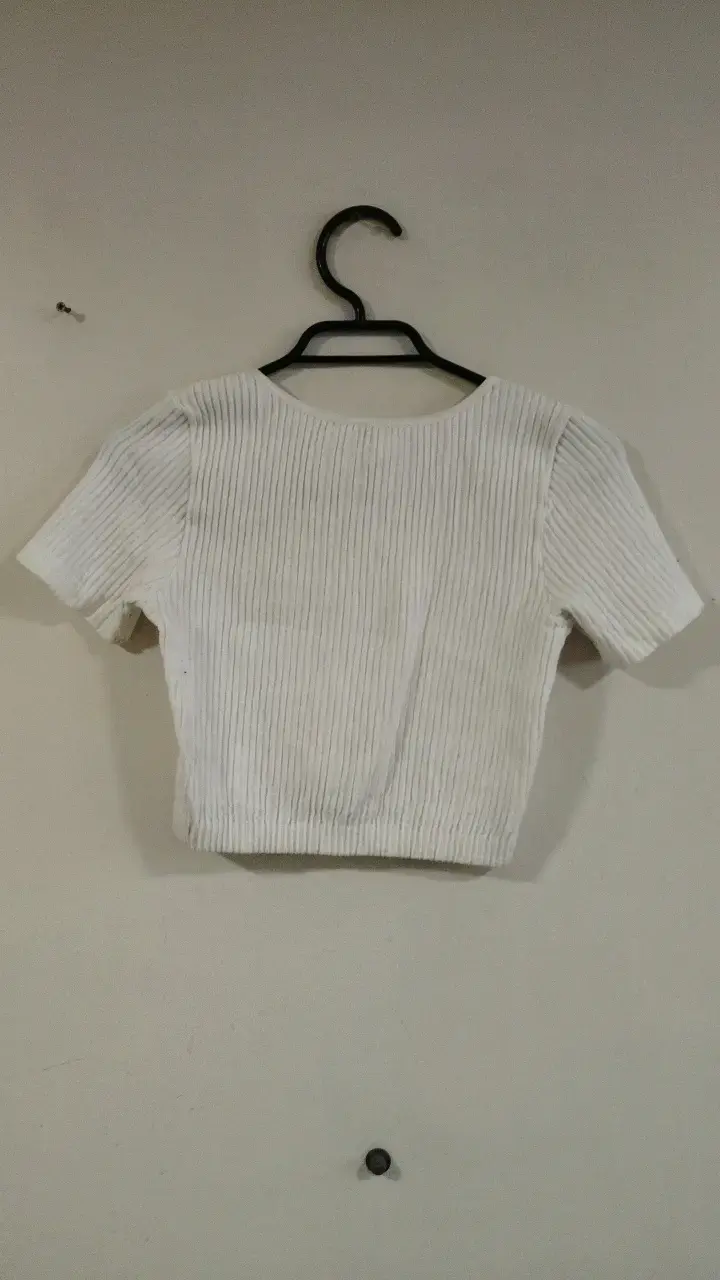 Top corto blanco de canalé para mujer - 2