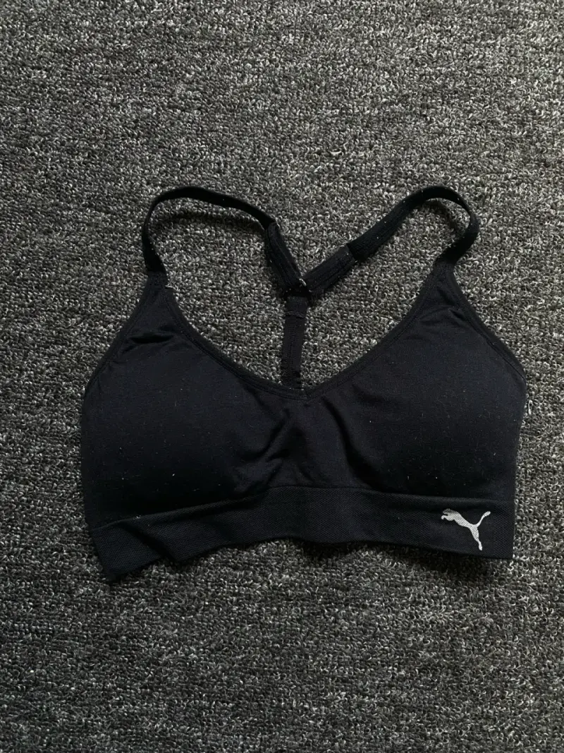 Top deportivo negro Puma para mujer - 2
