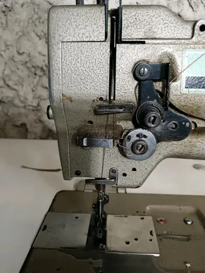 Máquina de Coser Industrial Singer 211U566 - miniatura 2