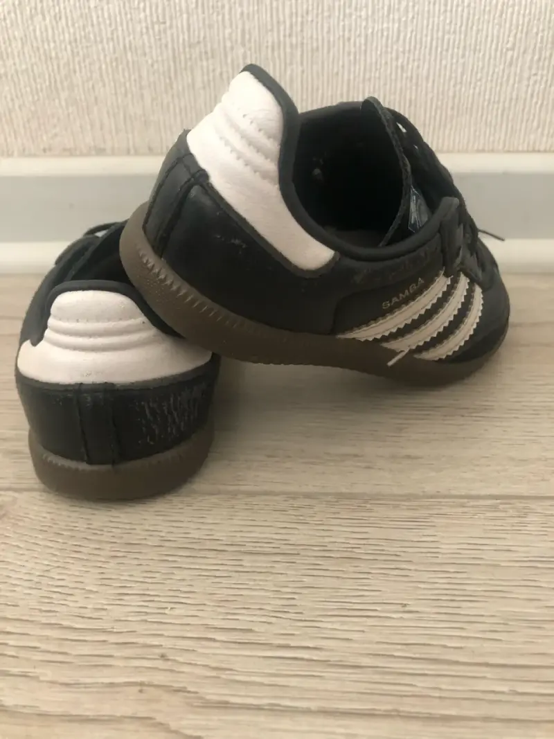 Lote de zapatillas deportivas para niños - 4