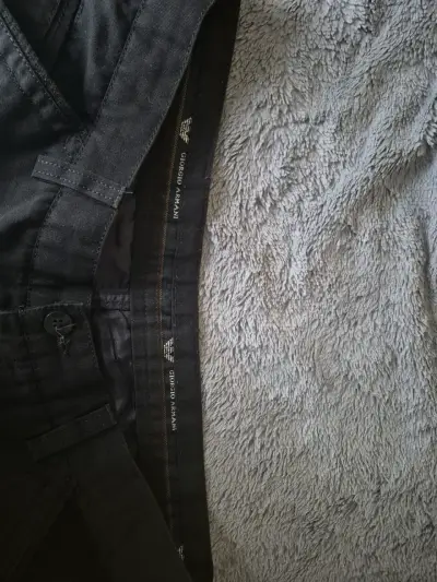Pantalones armani negros - miniatura 4