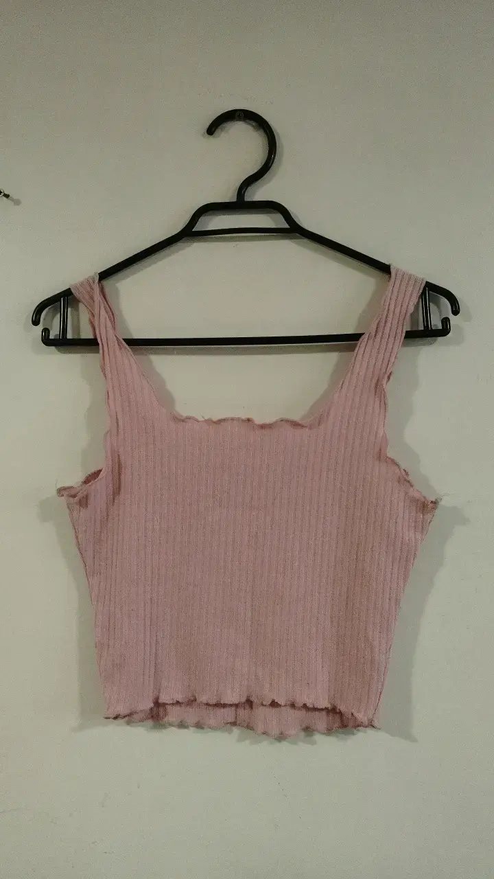 Top de tirantes rosa con botones - 2