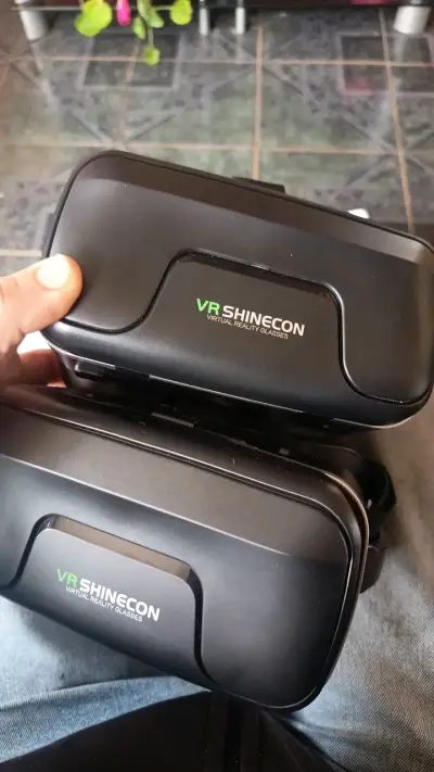Gafas de Realidad Virtual Shinecon con Control - miniatura 5