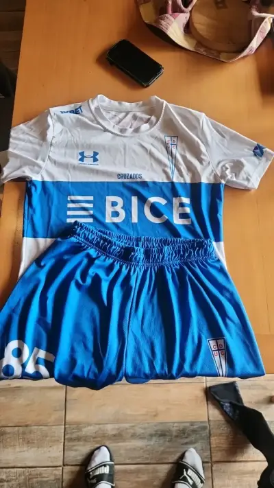 Conjunto de entrenamiento de escuelas de catolica - miniatura 4