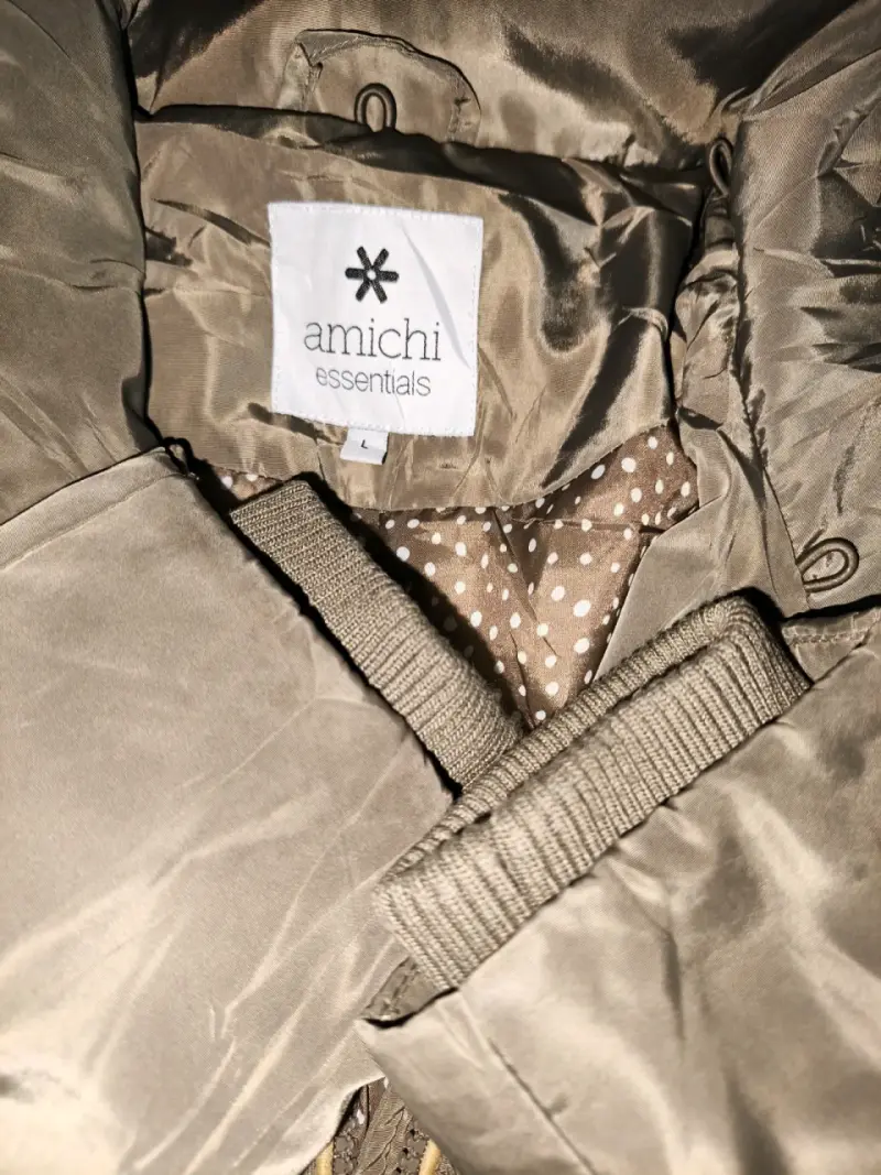 Chaqueta acolchada con capucha Amichi Essentials - 2