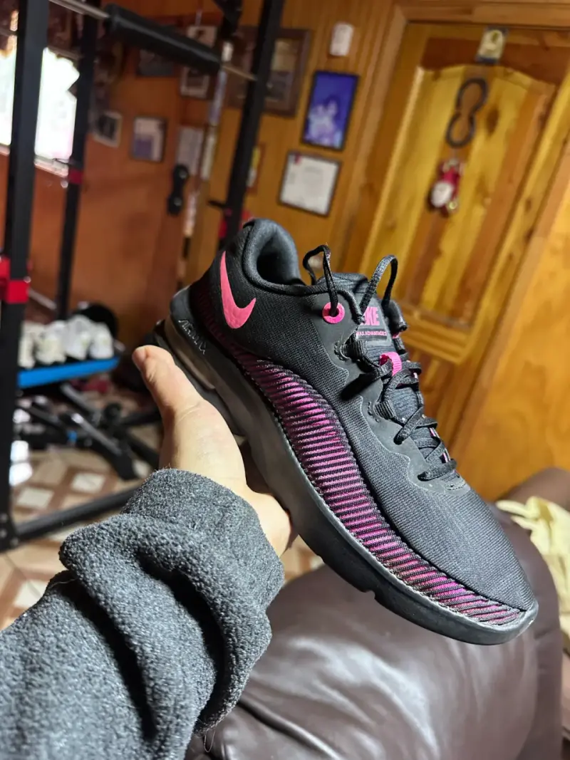 Zapatillas deportivas  diferentes diseños tallas - 3