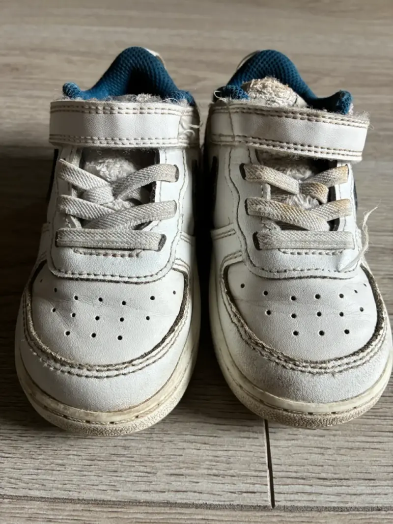 Zapatillas deportivas blancas para niños - 2