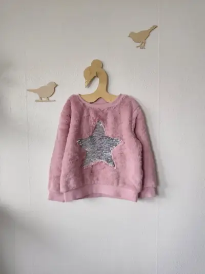 Polerón de niña rosado con estrella de lentejuelas - miniatura 1