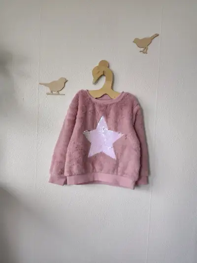Polerón de niña rosado con estrella de lentejuelas - miniatura 3