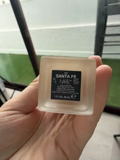 Base de maquillaje NARS Santa Fe tono M2 - miniatura 2
