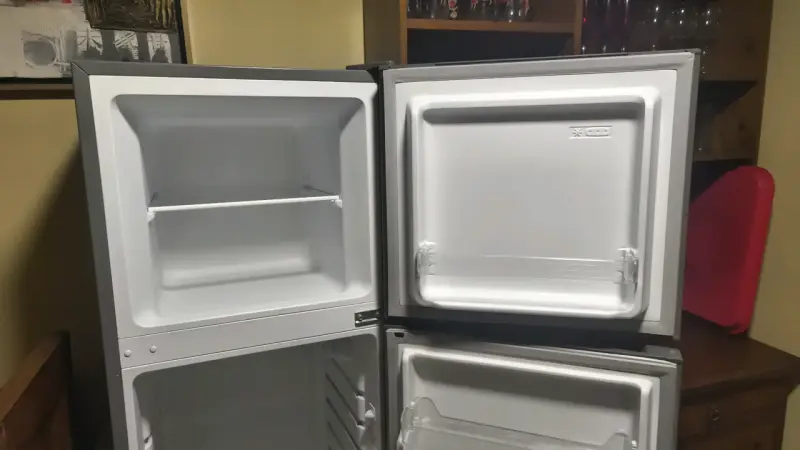Refrigerador de dos puertas en muy buen estado $70 - 2