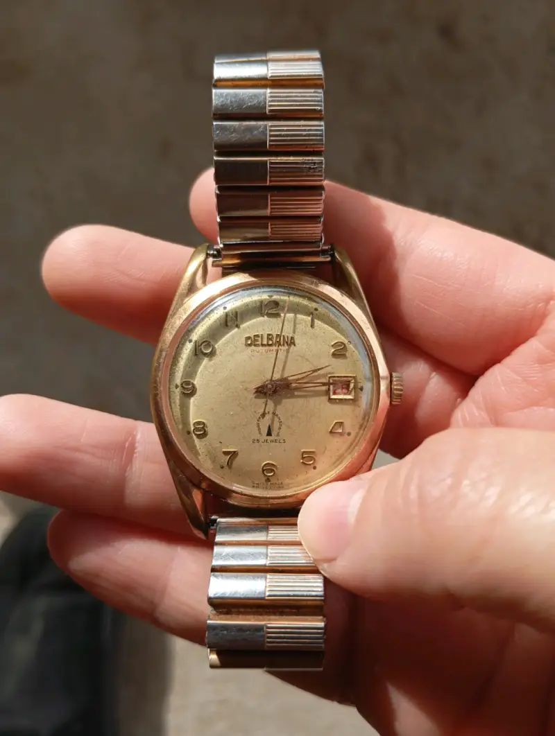Reloj vintage Delbana automático dorado