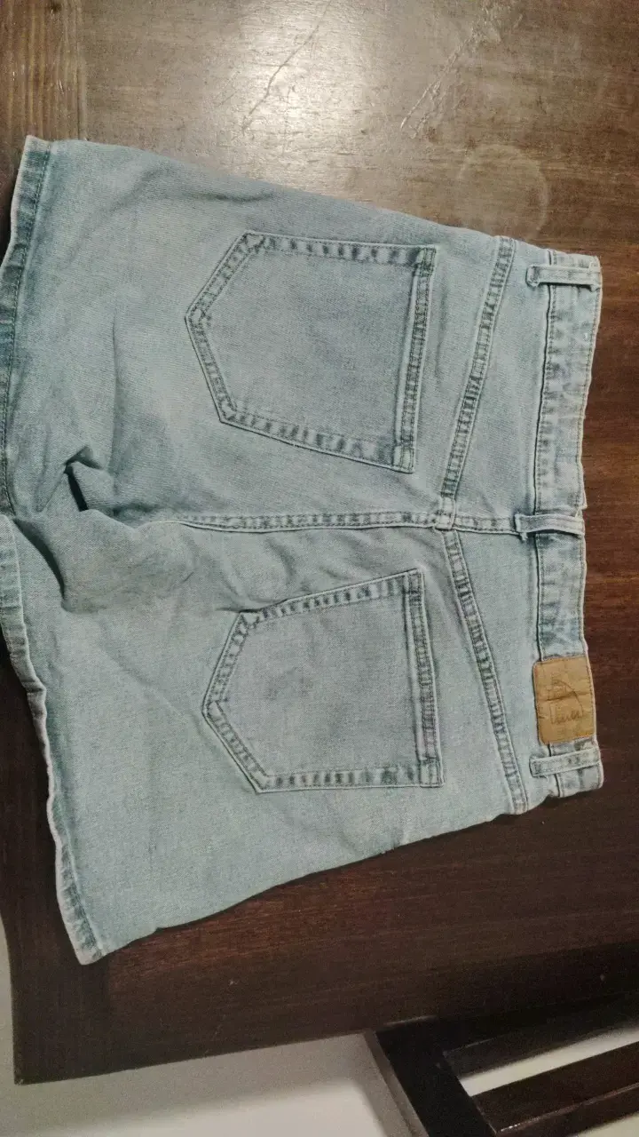 Shorts de mezclilla azul claro para mujer - 2