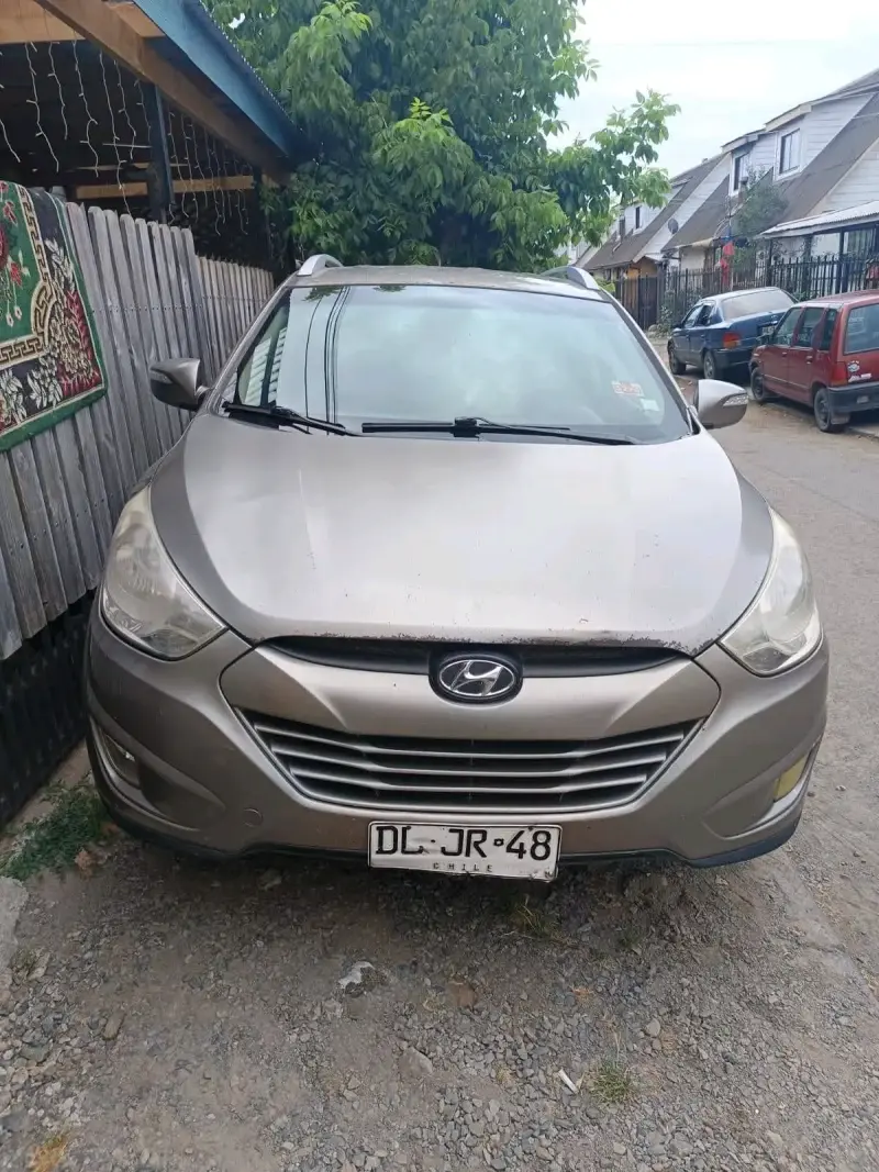 Hyundai Tucson 2012 en buen estado - 2