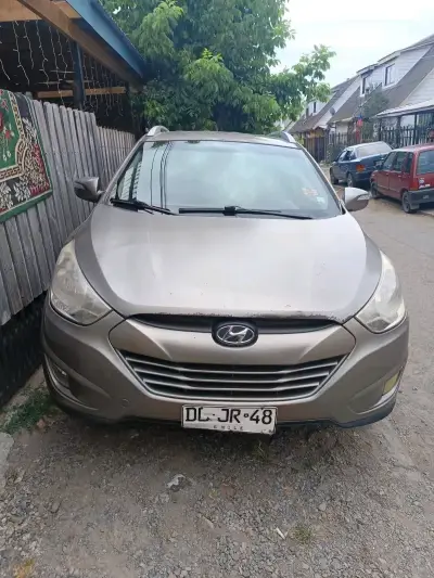 Hyundai Tucson 2012 en buen estado - miniatura 2