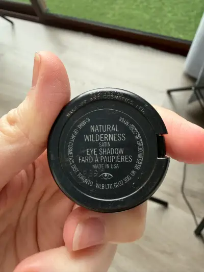Sombra de Ojos MAC Natural Wilderness Satin - miniatura 2