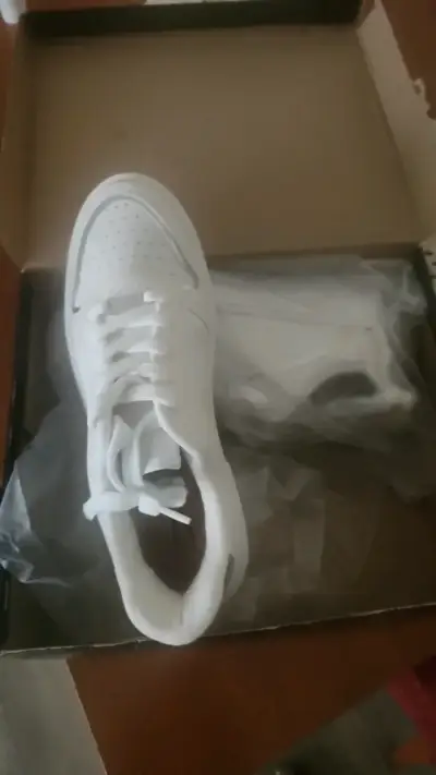 Zapatillas deportivas blancas para mujer - miniatura 1