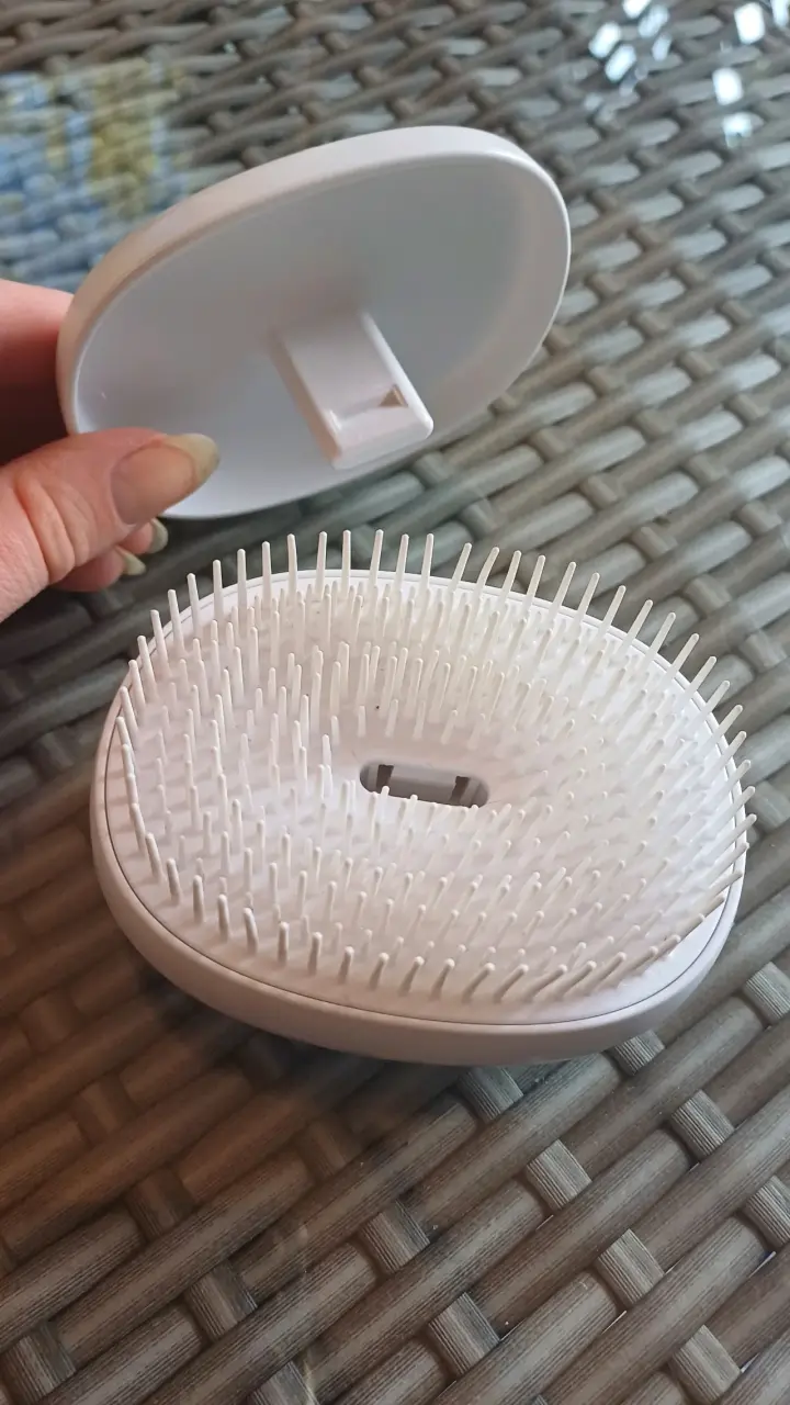 Cepillo Cinnamoroll Miniso compacto portátil - 6