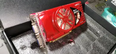 Tarjeta gráfica NVIDIA GeForce 9600 GT 512MB GDDR3 - miniatura 4