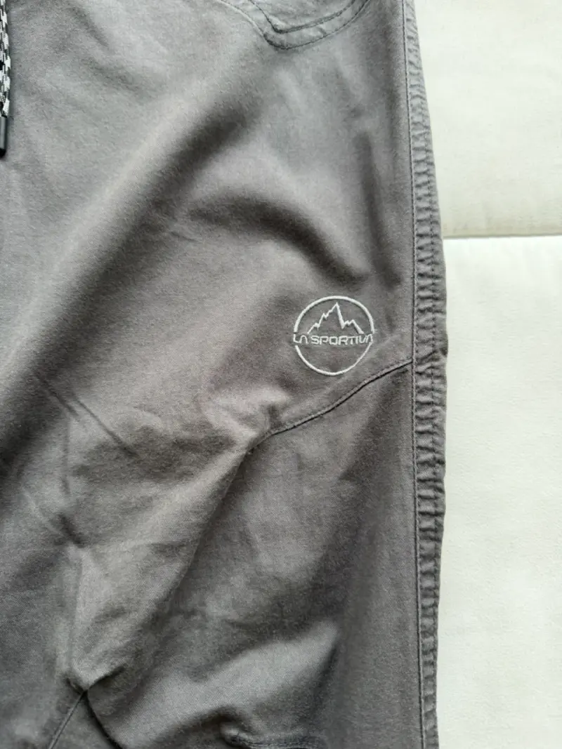 Pantalones deportivos grises La Sportiva - 3