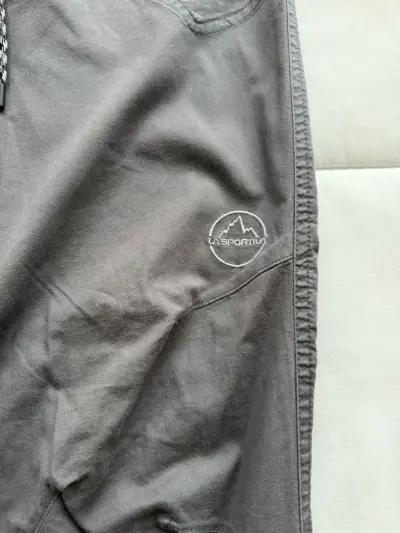 Pantalones deportivos grises La Sportiva - miniatura 3