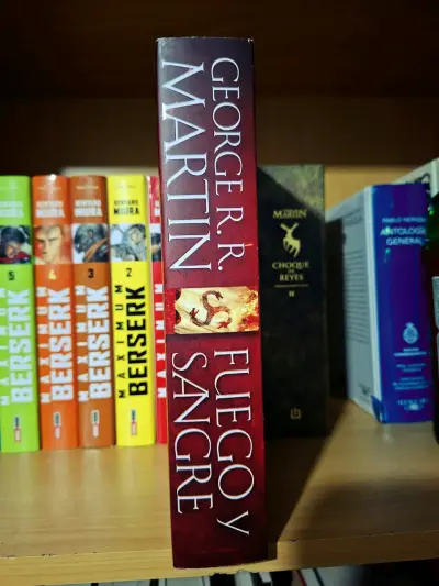Libro Fuego y Sangre de George R.R. Martin - miniatura 2