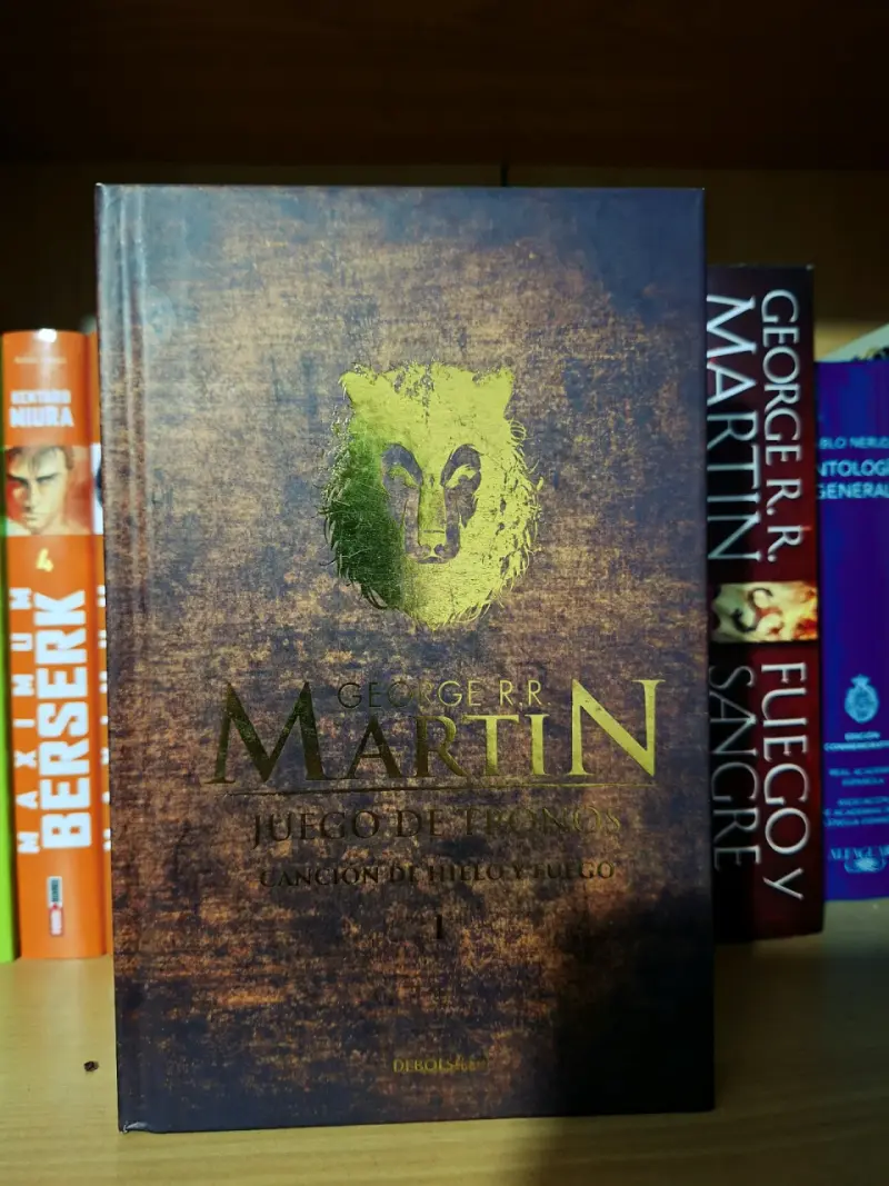 Libro Juego de Tronos de George R.R. Martin - 1