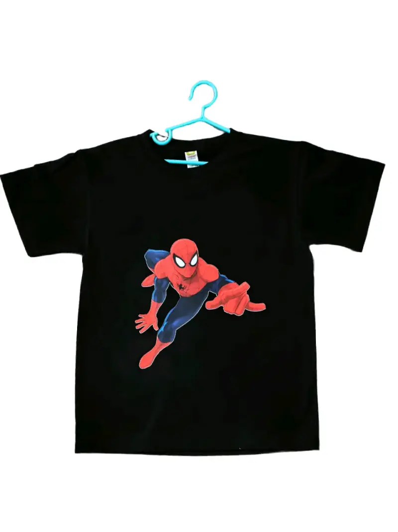 Pack 4 poleras Spiderman Diseños - 5