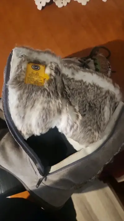 Botas de invierno grises con forro de piel Cat - miniatura 2